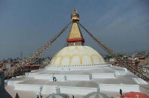 Буддистскакя ступа Непал 2012 полеты на параплане в горах парапланерная школа